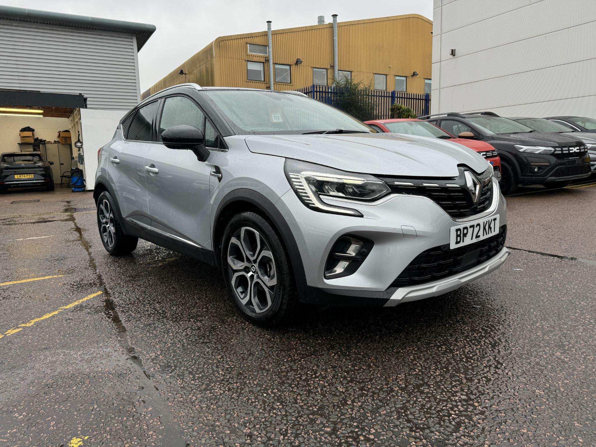 Main listing image - Renault Captur