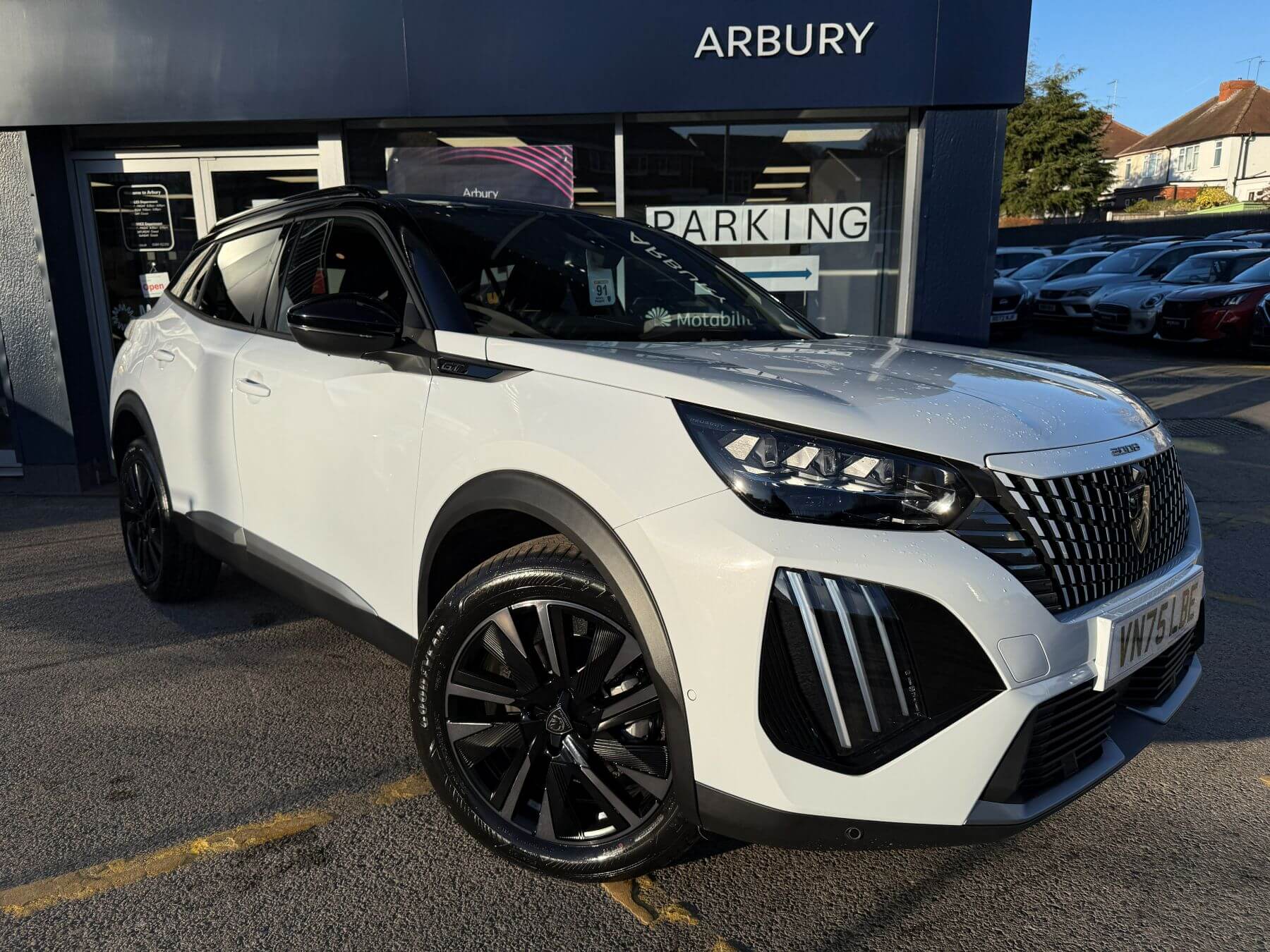 Main listing image - Peugeot 2008