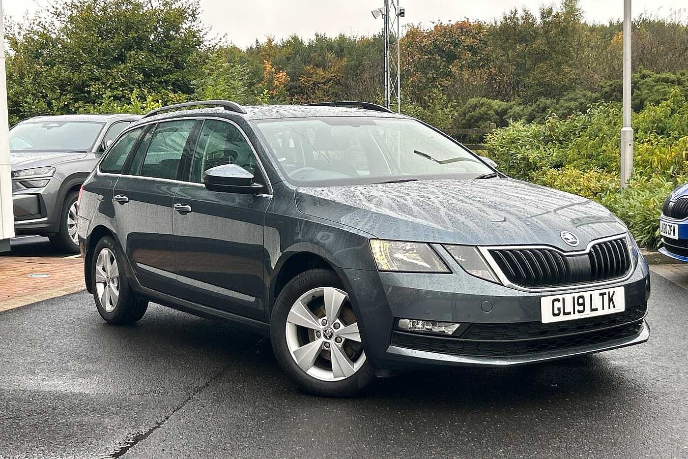 Main listing image - Skoda Octavia Estate