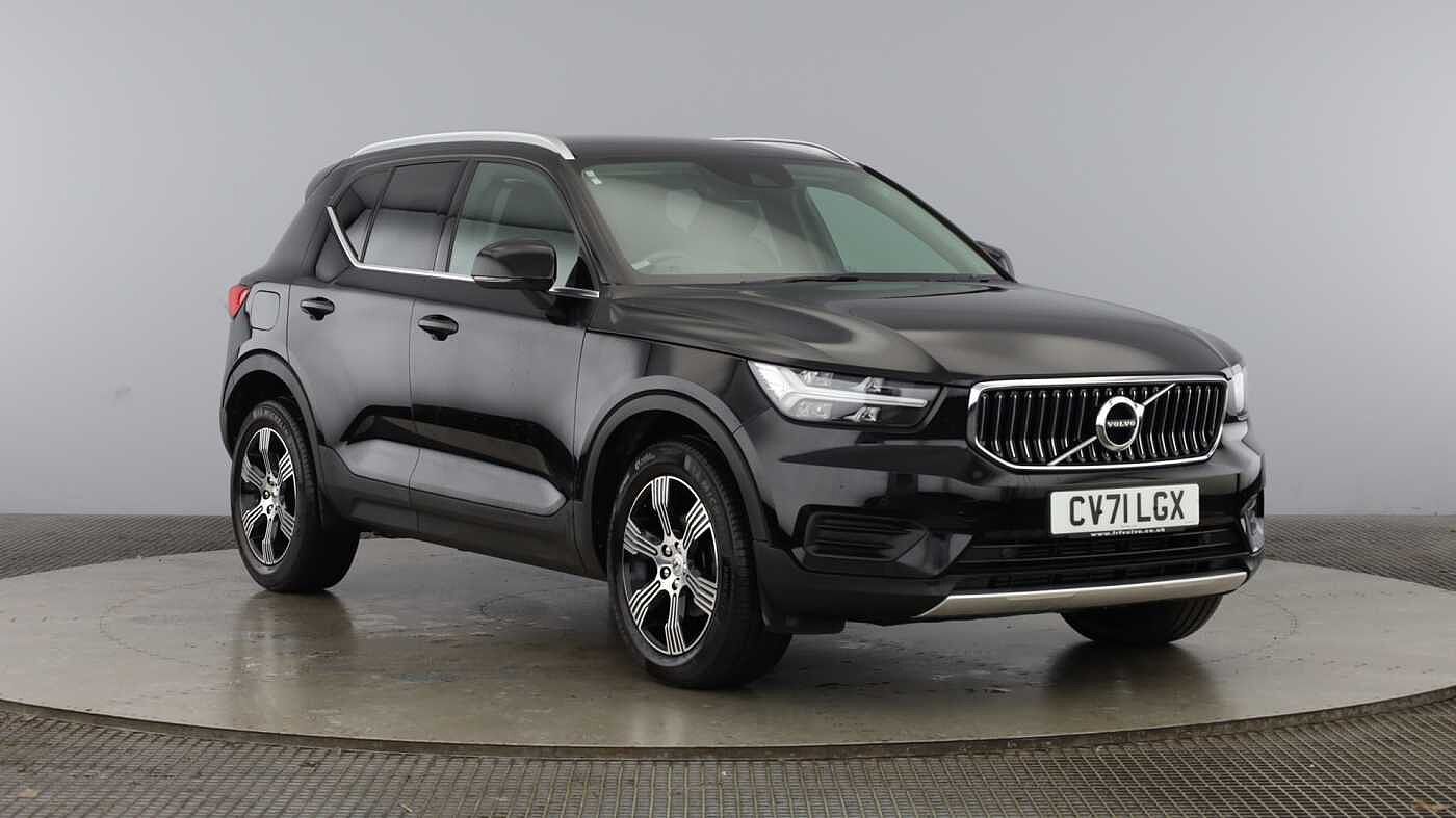 Main listing image - Volvo XC40