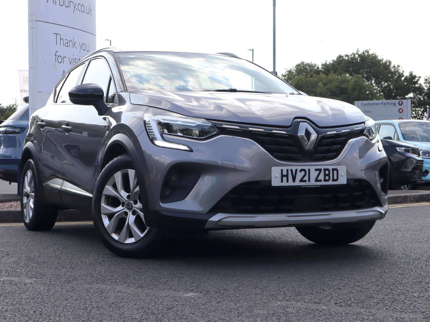Main listing image - Renault Captur