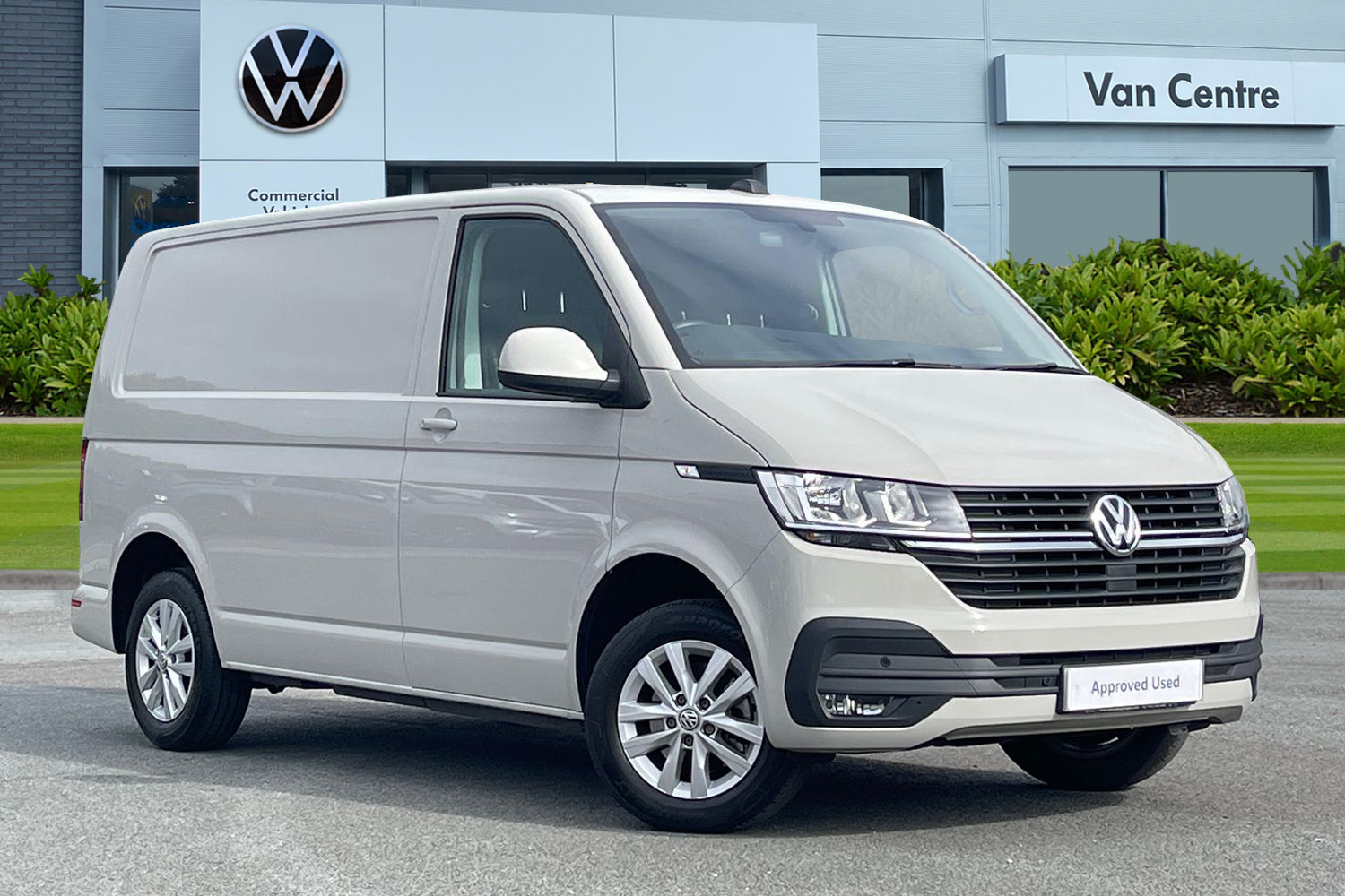 Main listing image - Volkswagen Transporter