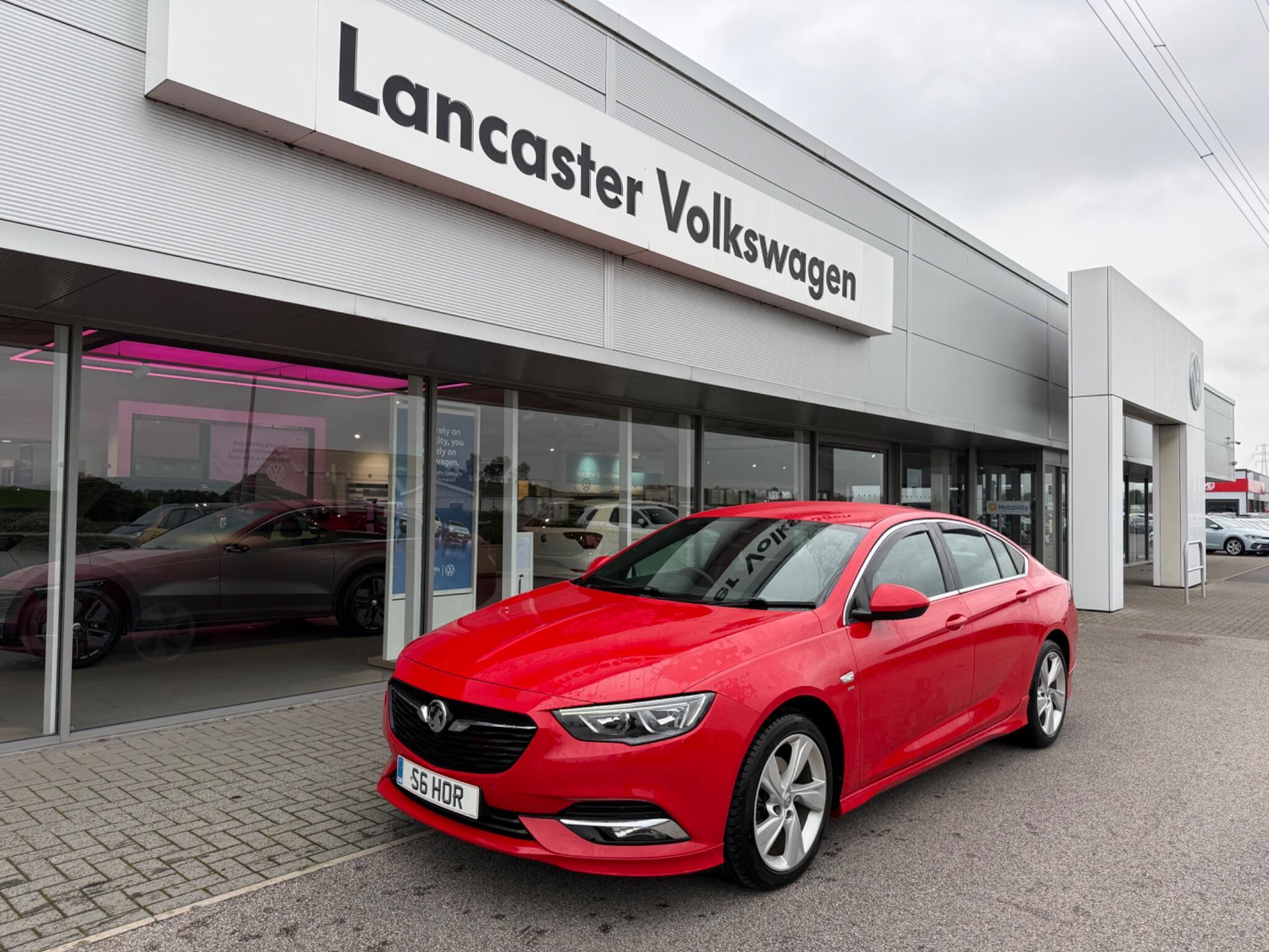 Main listing image - Vauxhall Insignia