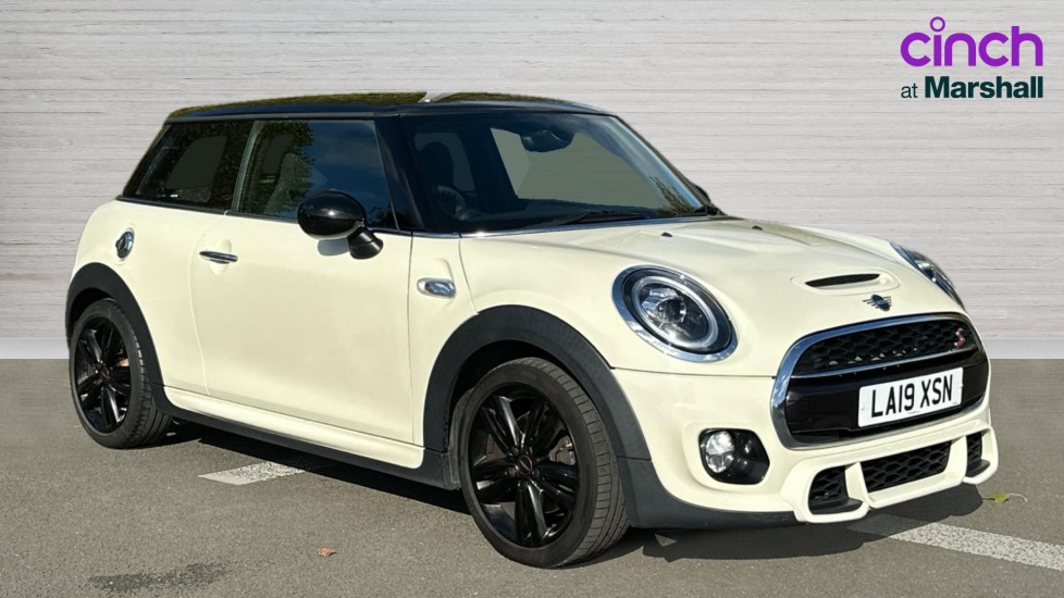 Main listing image - MINI Hatchback