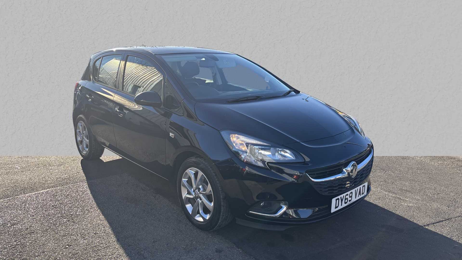 Main listing image - Vauxhall Corsa