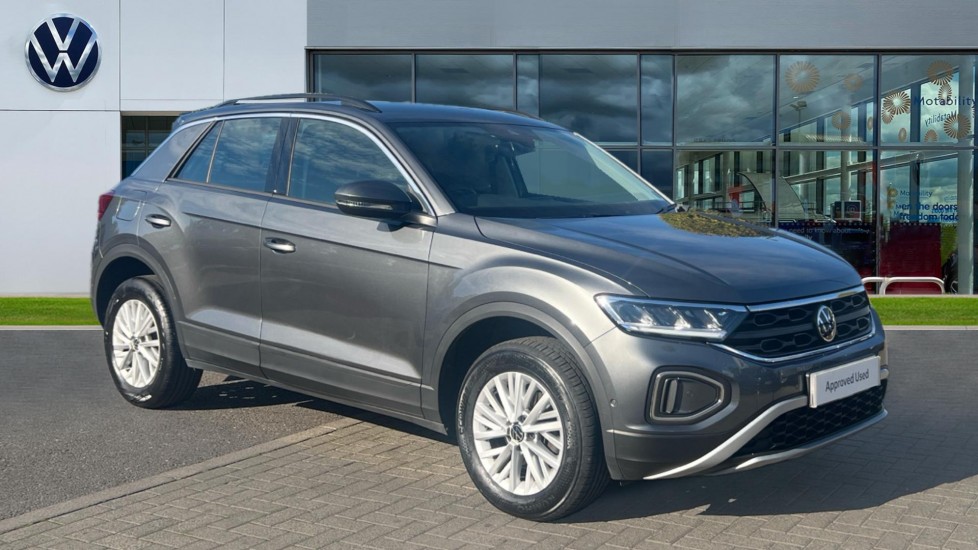 Main listing image - Volkswagen T-Roc