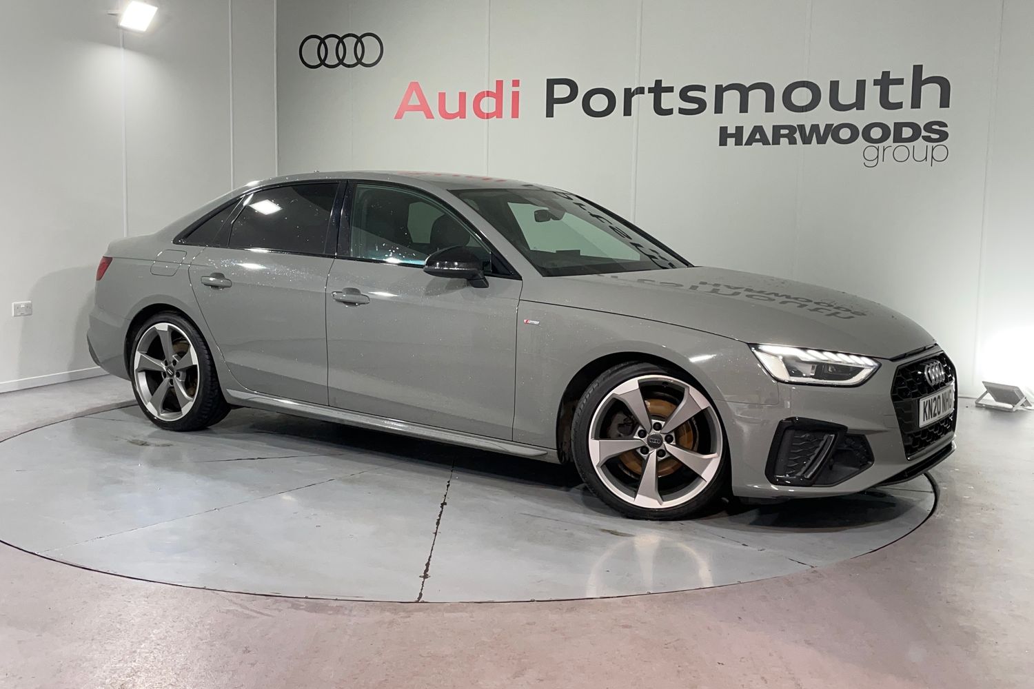 Main listing image - Audi A4