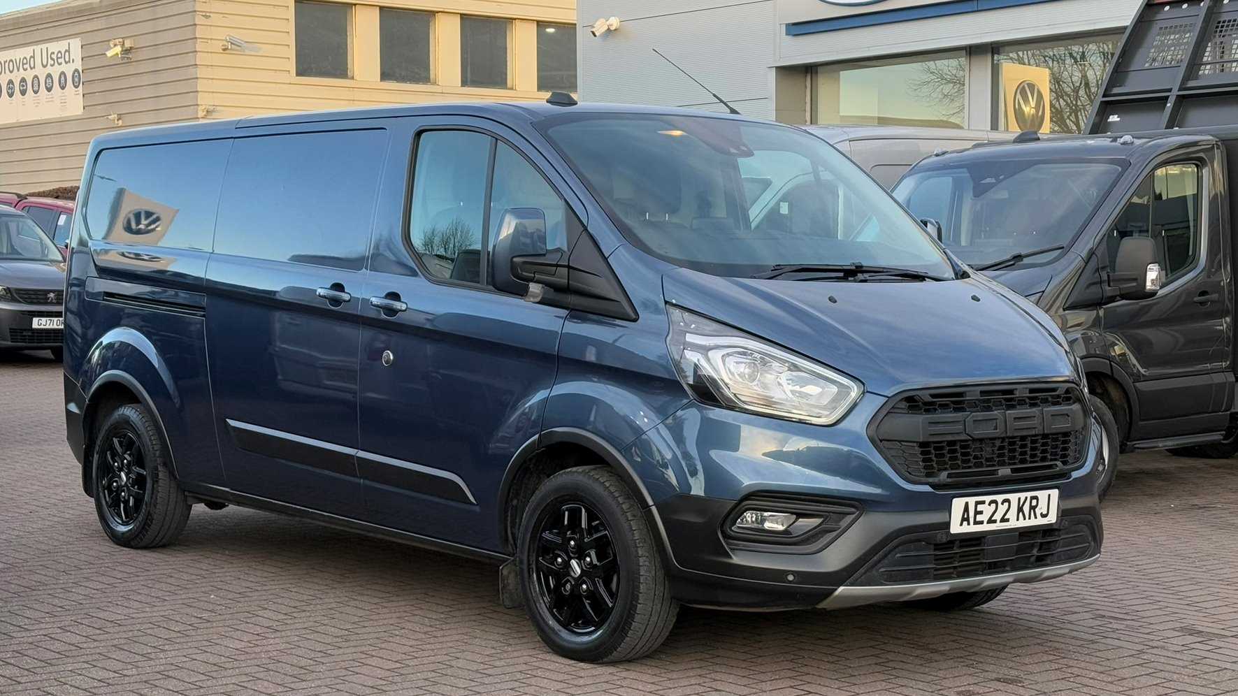 Main listing image - Ford Transit Custom