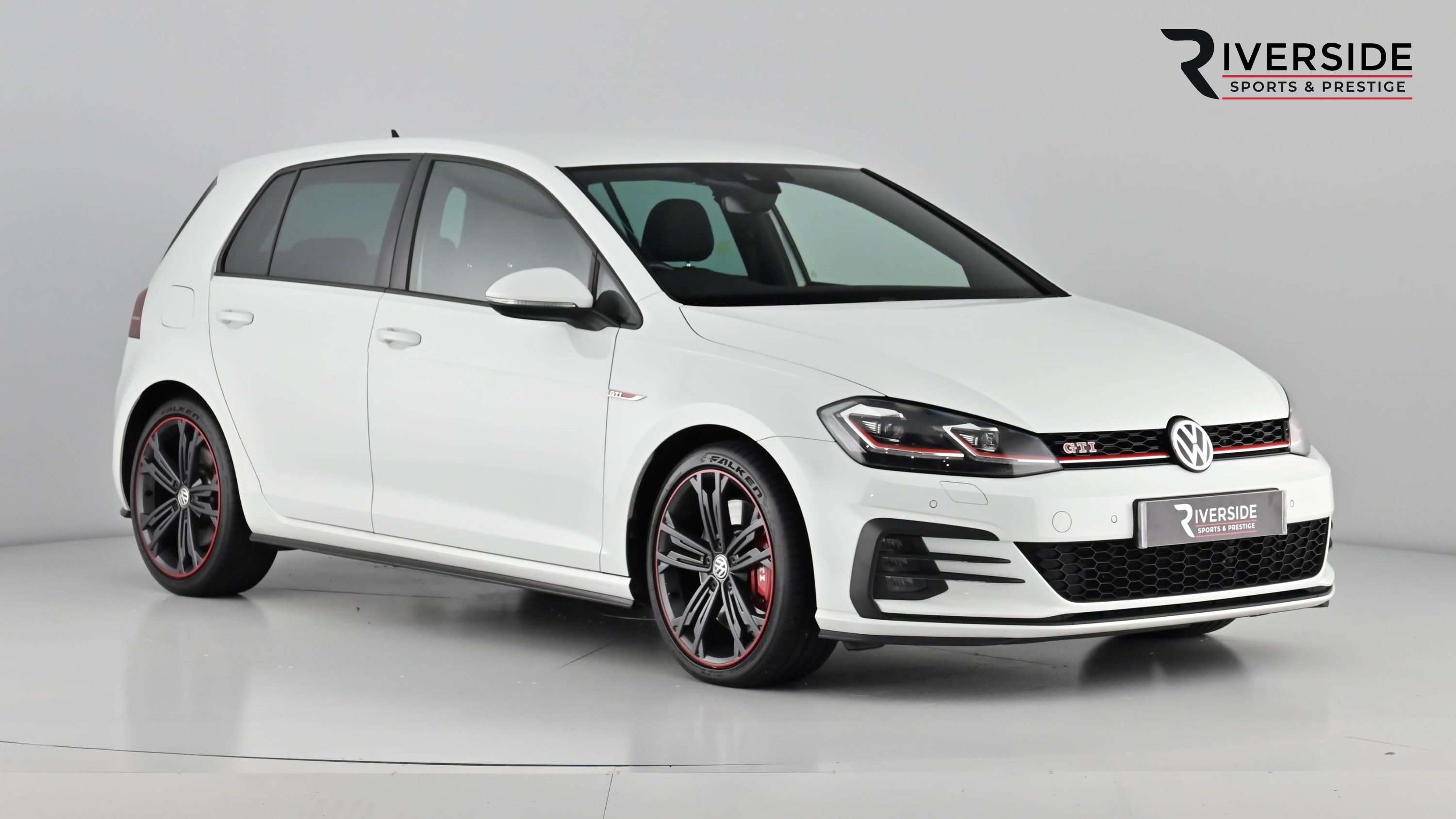 Main listing image - Volkswagen Golf GTI