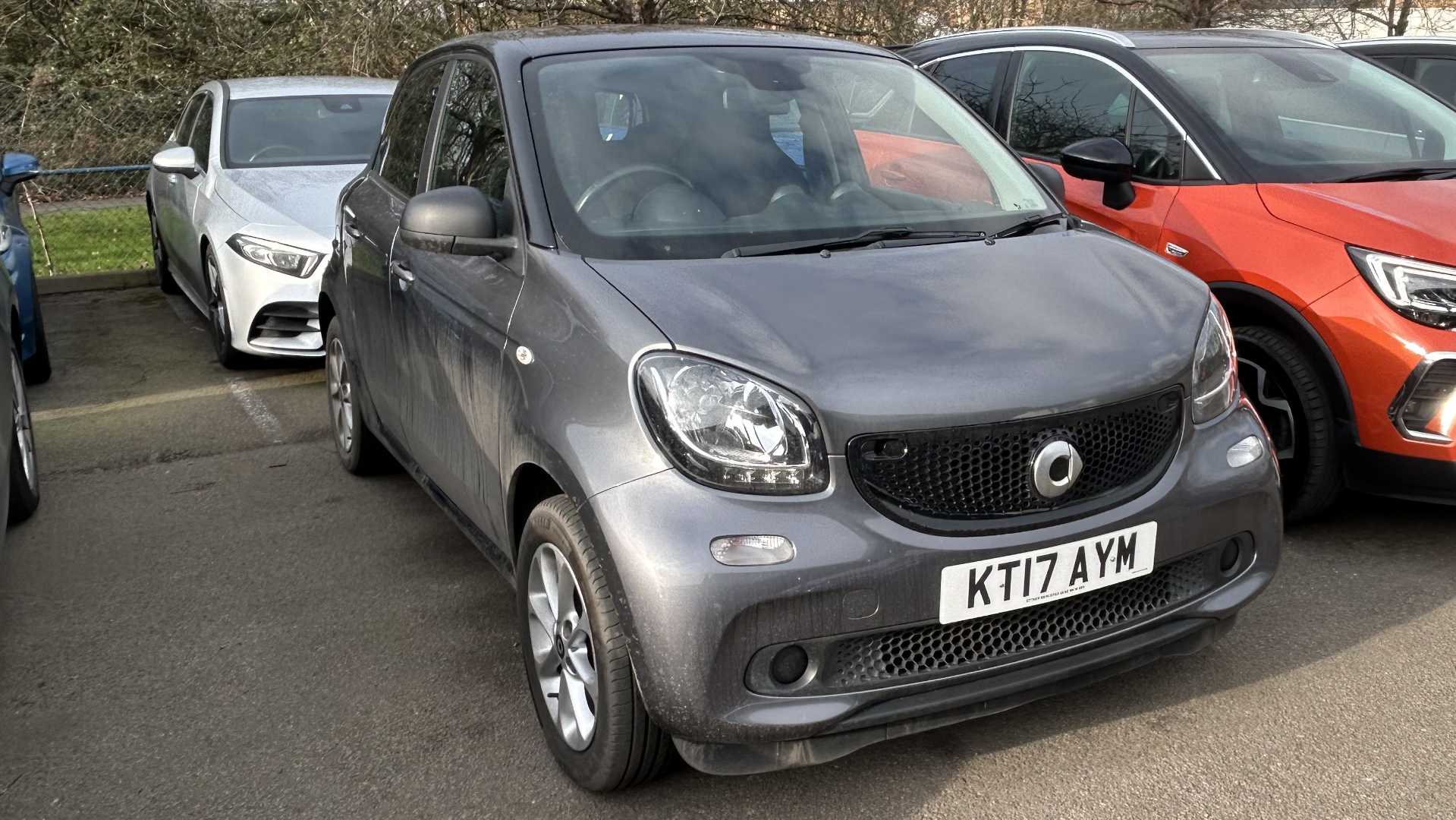 Main listing image - Smart Forfour