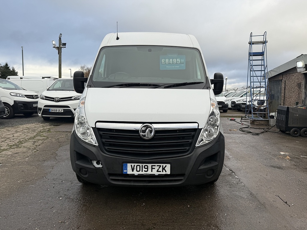 Main listing image - Vauxhall Movano