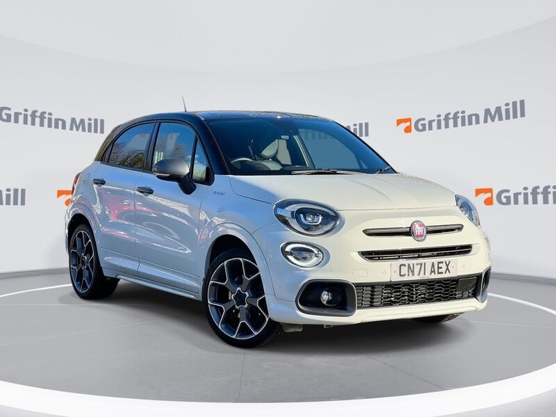 Main listing image - Fiat 500X