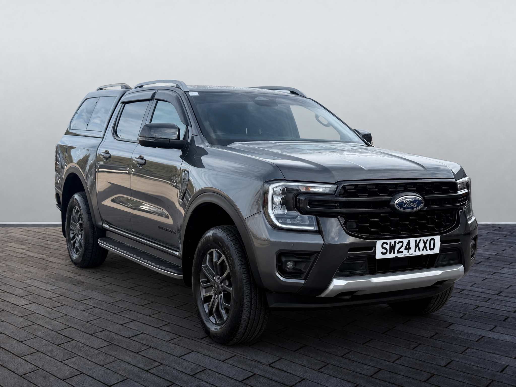 Main listing image - Ford Ranger