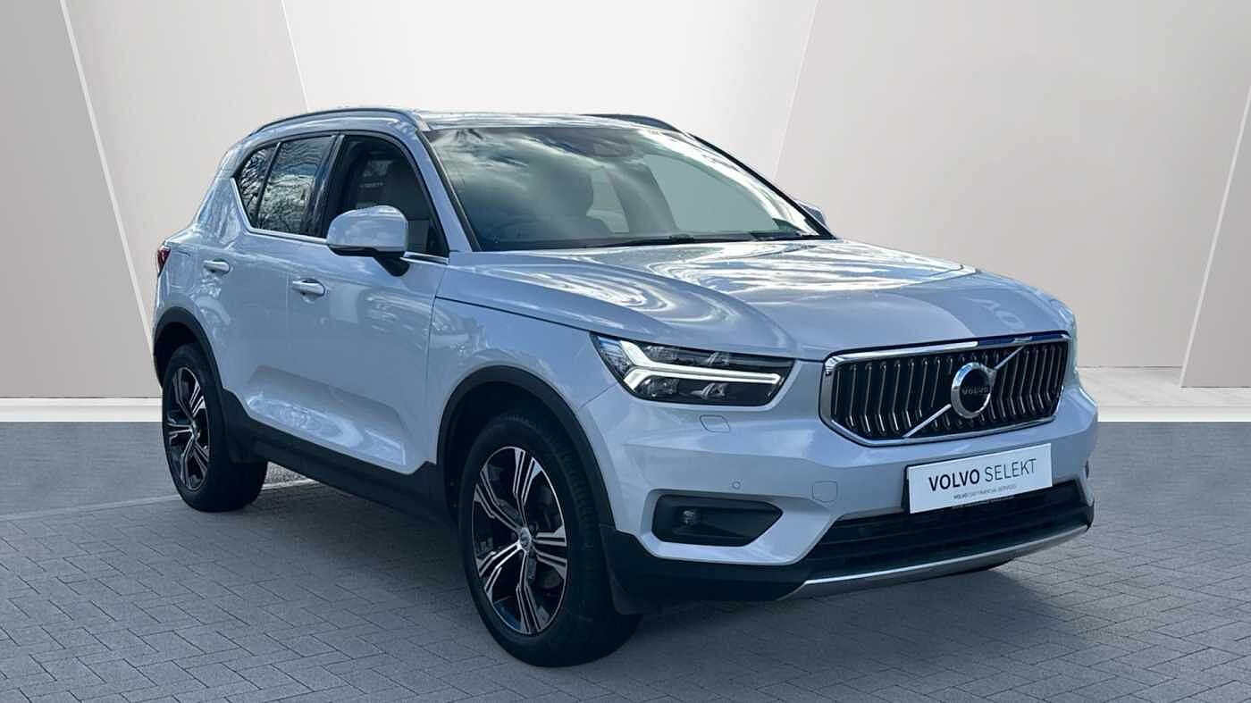 Main listing image - Volvo XC40