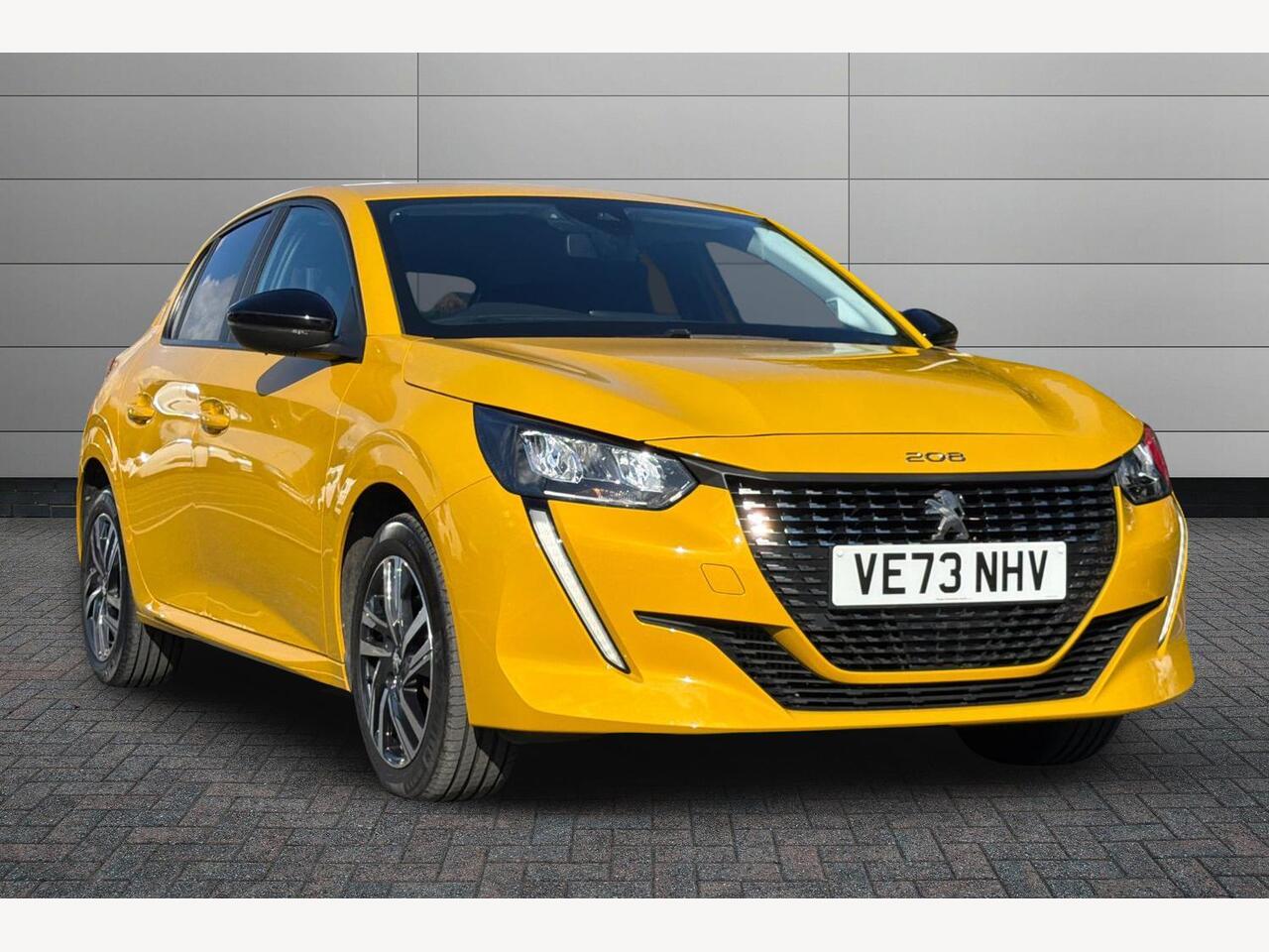 Main listing image - Peugeot 208