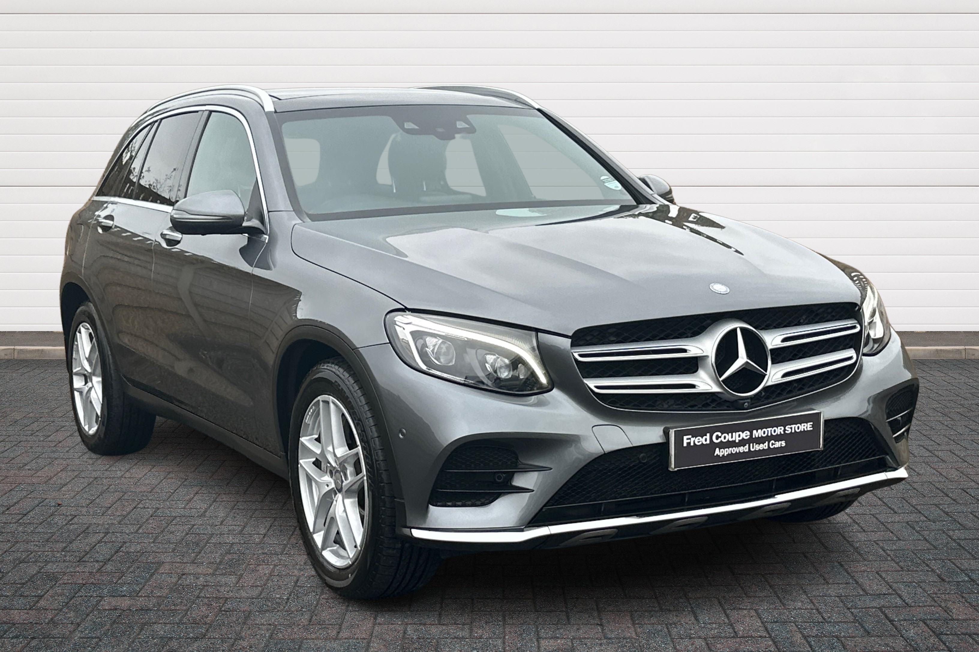 Main listing image - Mercedes-Benz GLC