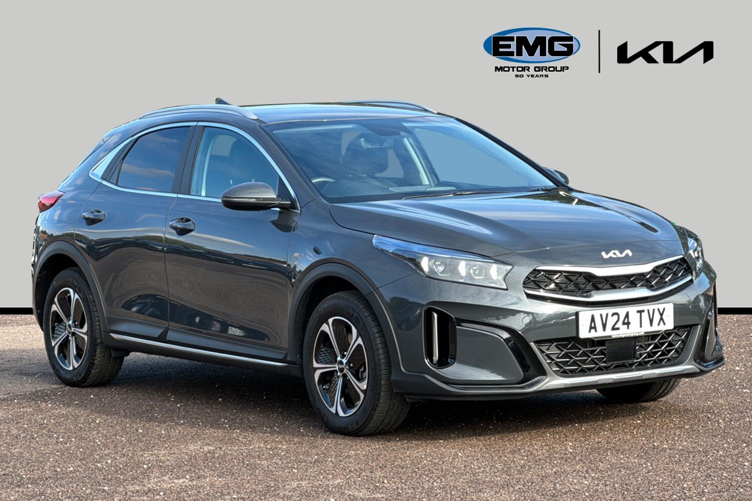 Main listing image - Kia XCeed