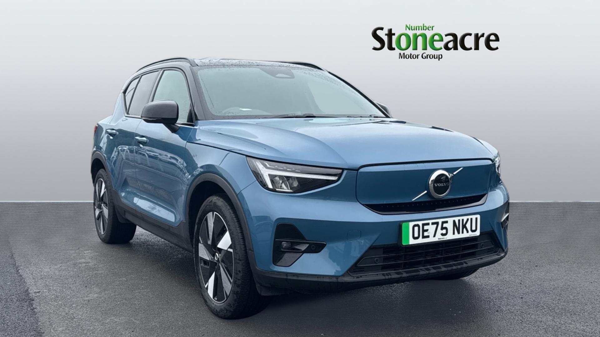 Main listing image - Volvo Ex40