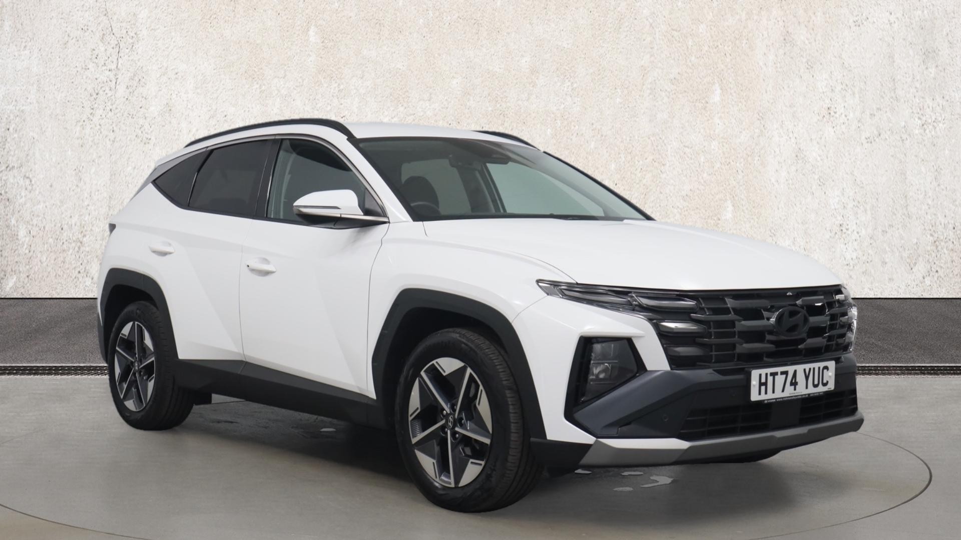 Main listing image - Hyundai Tucson