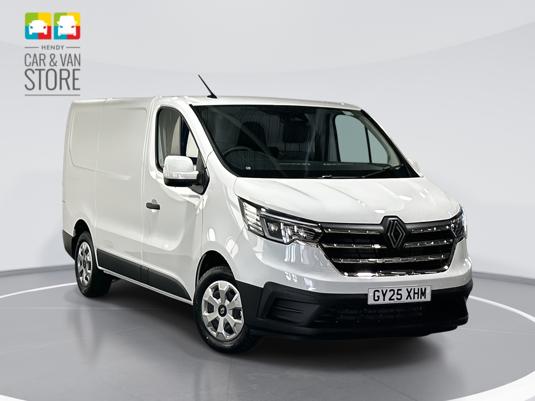 Main listing image - Renault Trafic