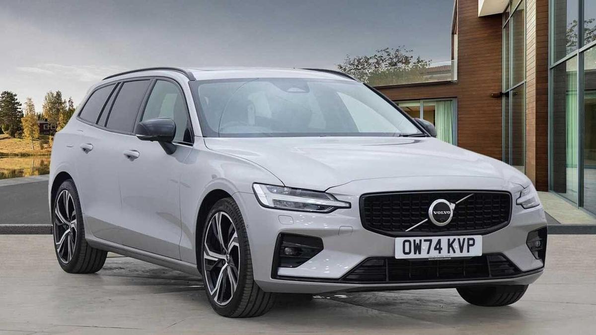 Main listing image - Volvo V60
