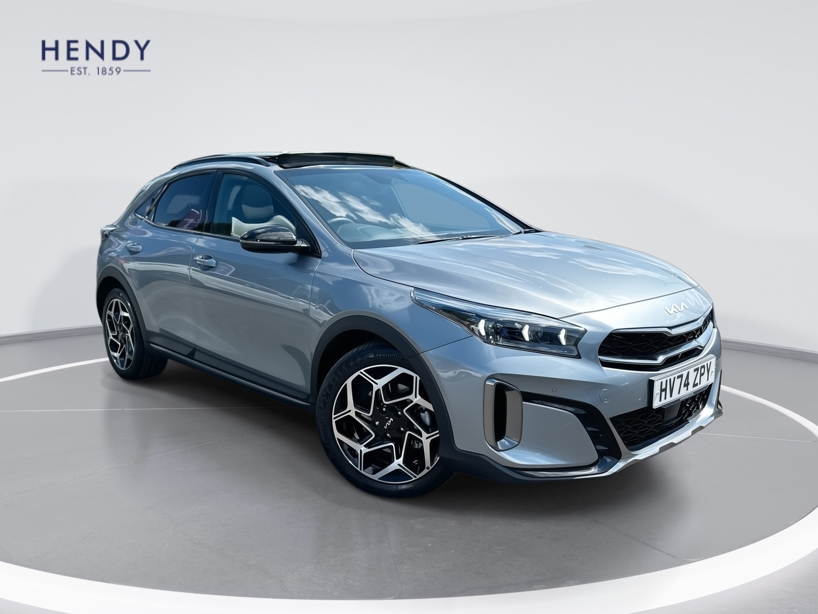 Main listing image - Kia XCeed