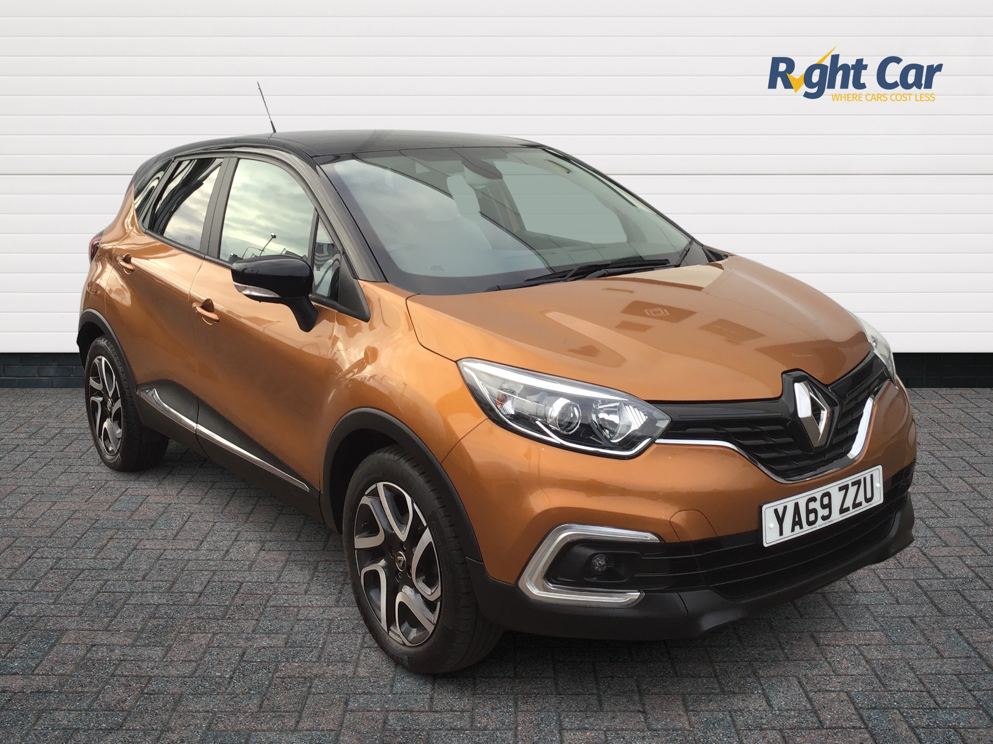 Main listing image - Renault Captur