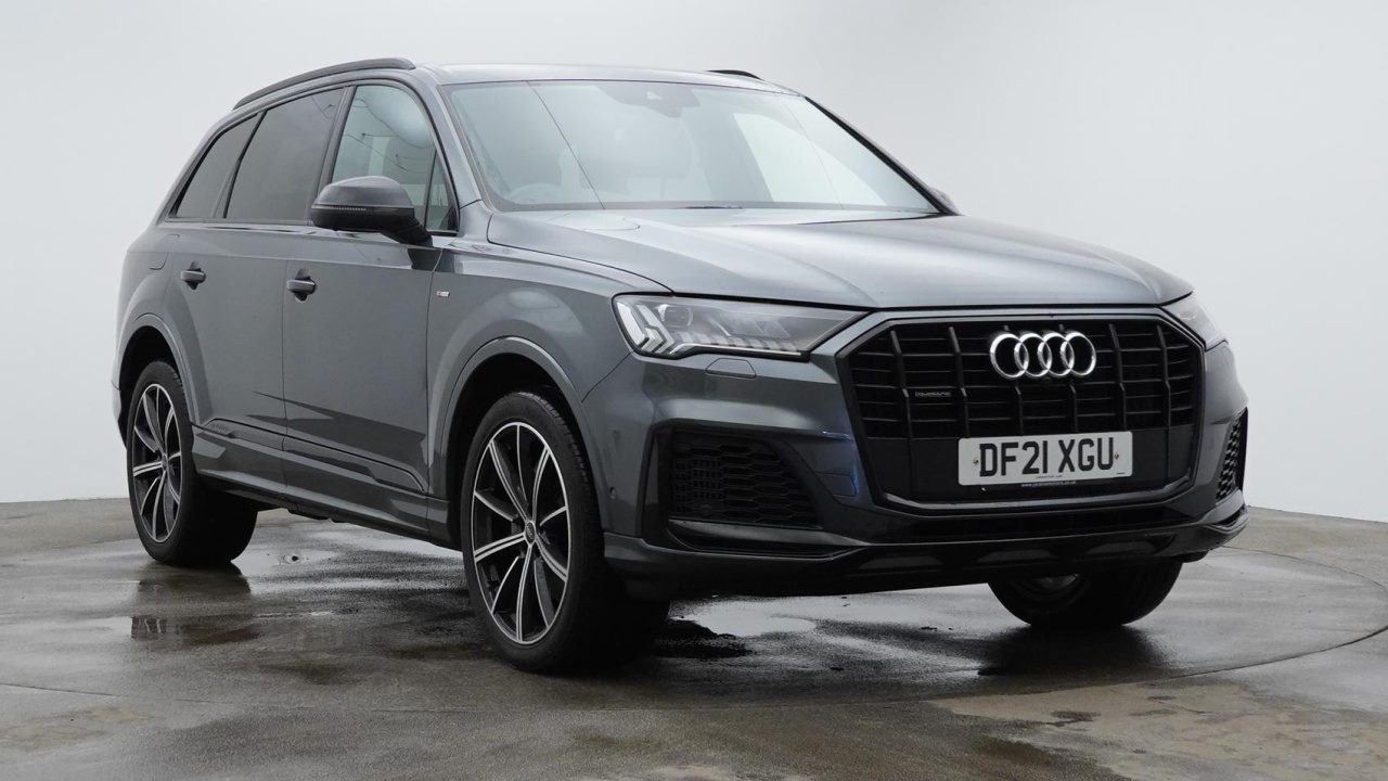 Main listing image - Audi Q7