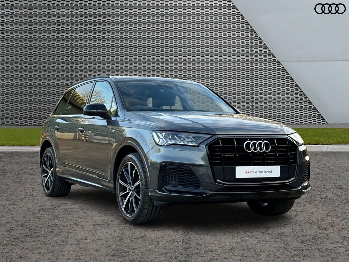 Main listing image - Audi Q7