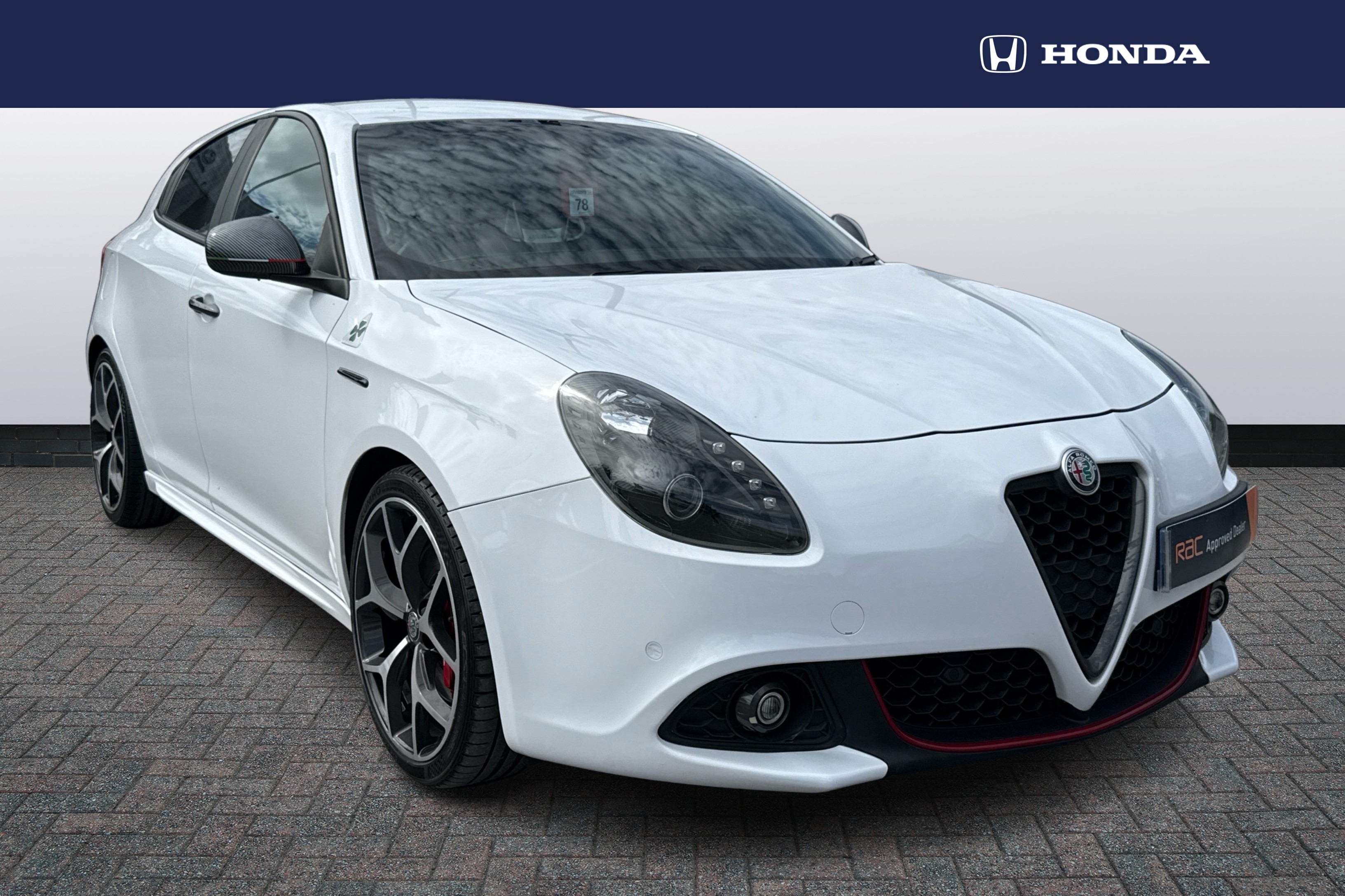Main listing image - Alfa Romeo Giulietta