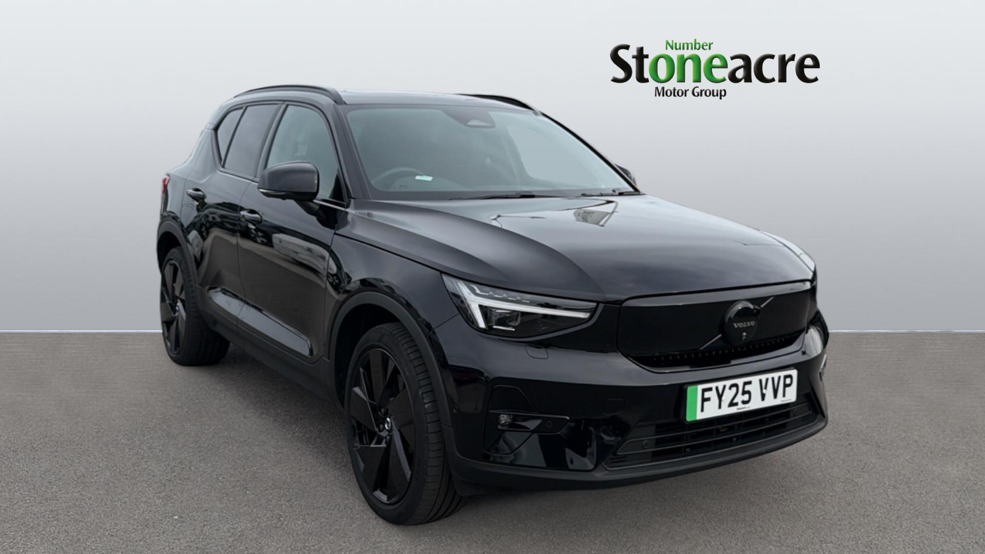 Main listing image - Volvo Ex40