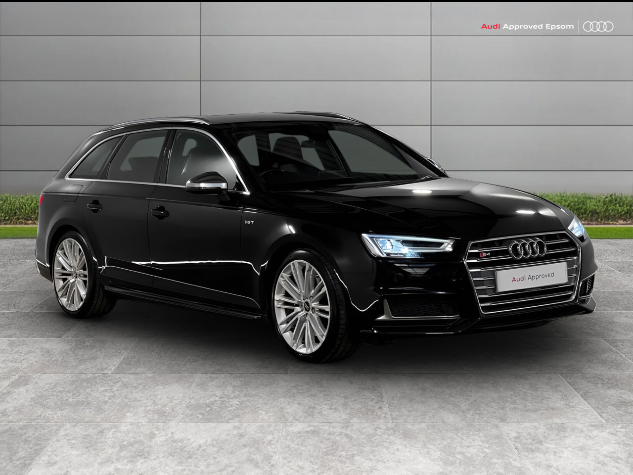 Main listing image - Audi S4