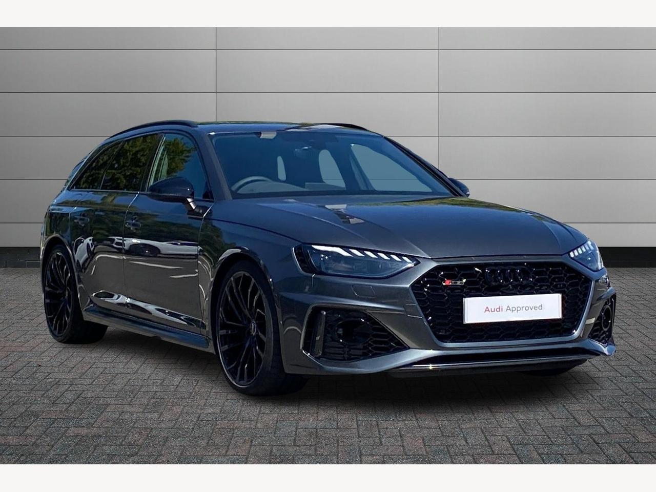 Main listing image - Audi RS4