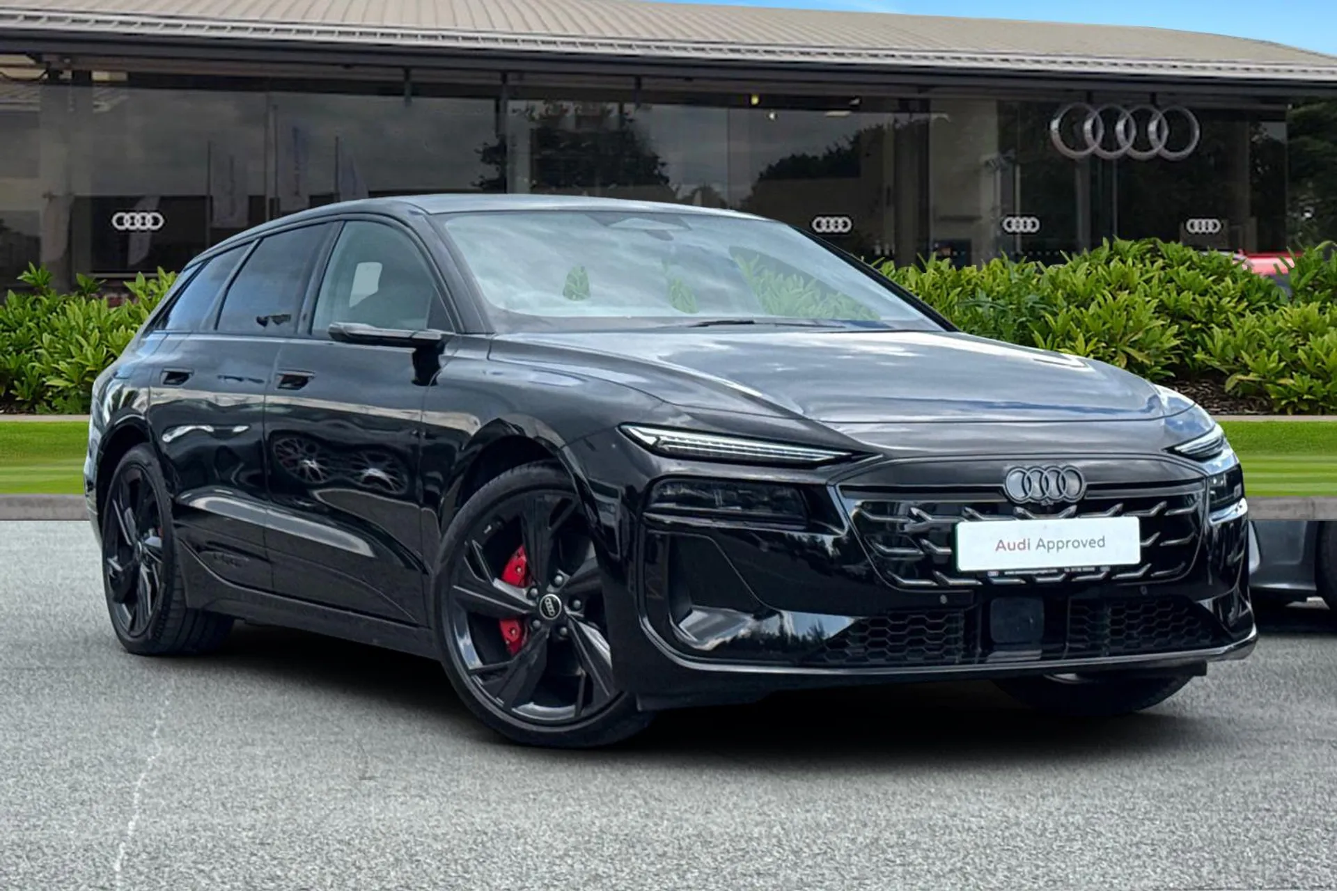 Main listing image - Audi e-tron