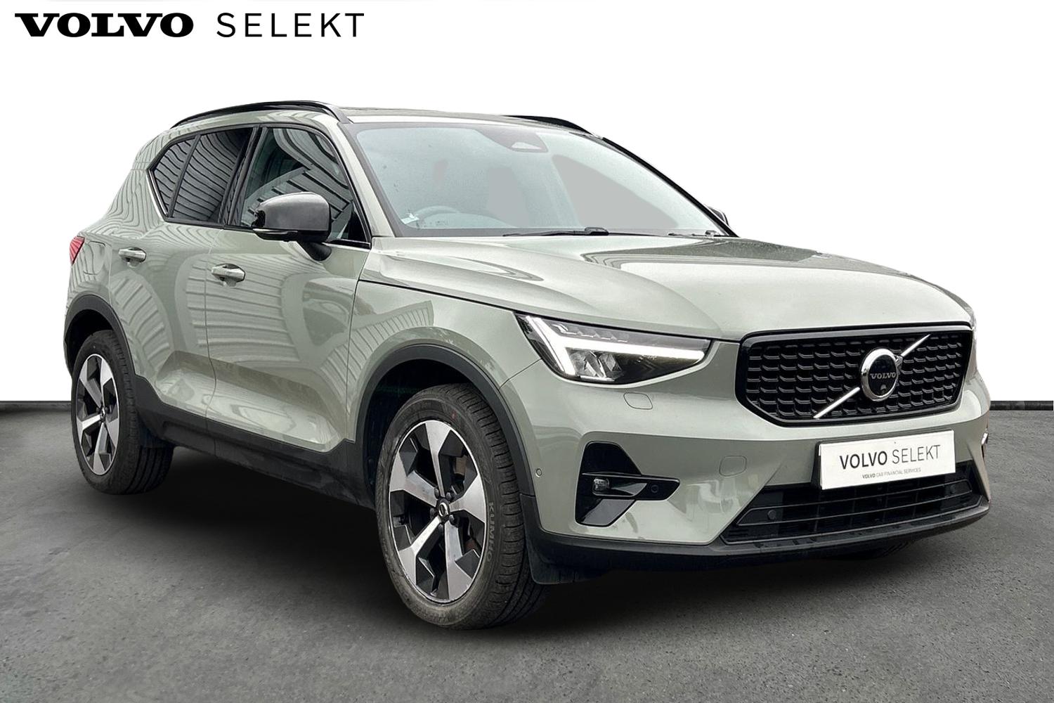 Main listing image - Volvo XC40