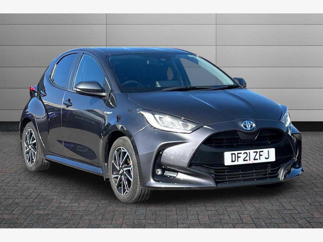 Main listing image - Toyota Yaris