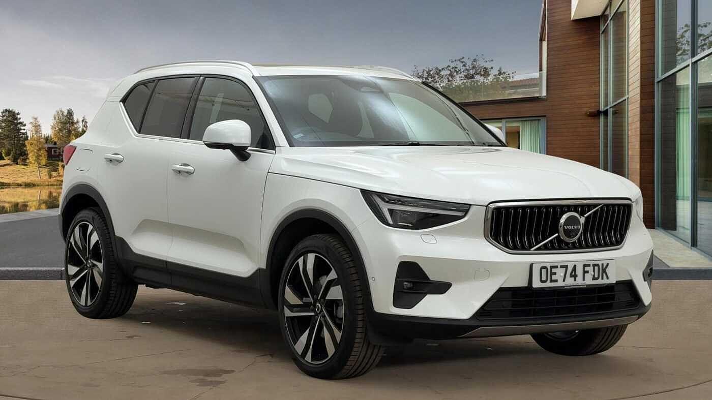 Main listing image - Volvo XC40