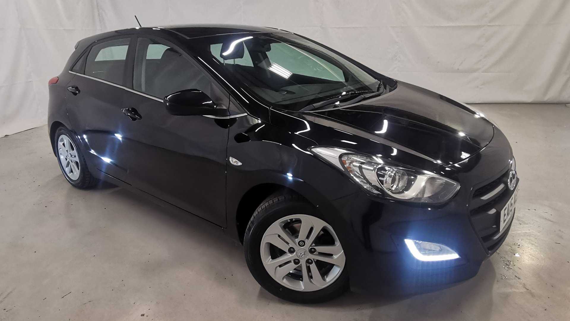 Main listing image - Hyundai i30