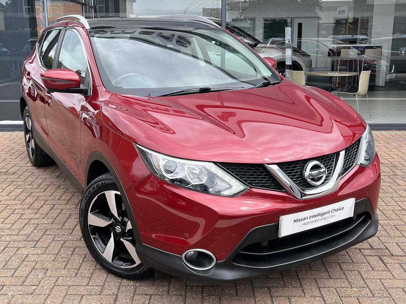 Main listing image - Nissan Qashqai