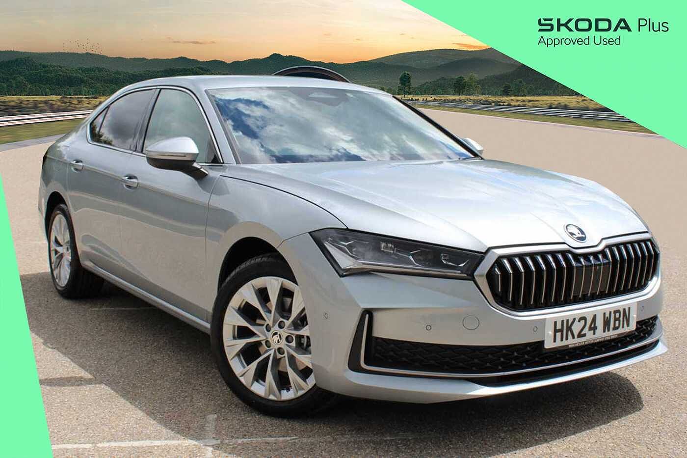 Main listing image - Skoda Superb