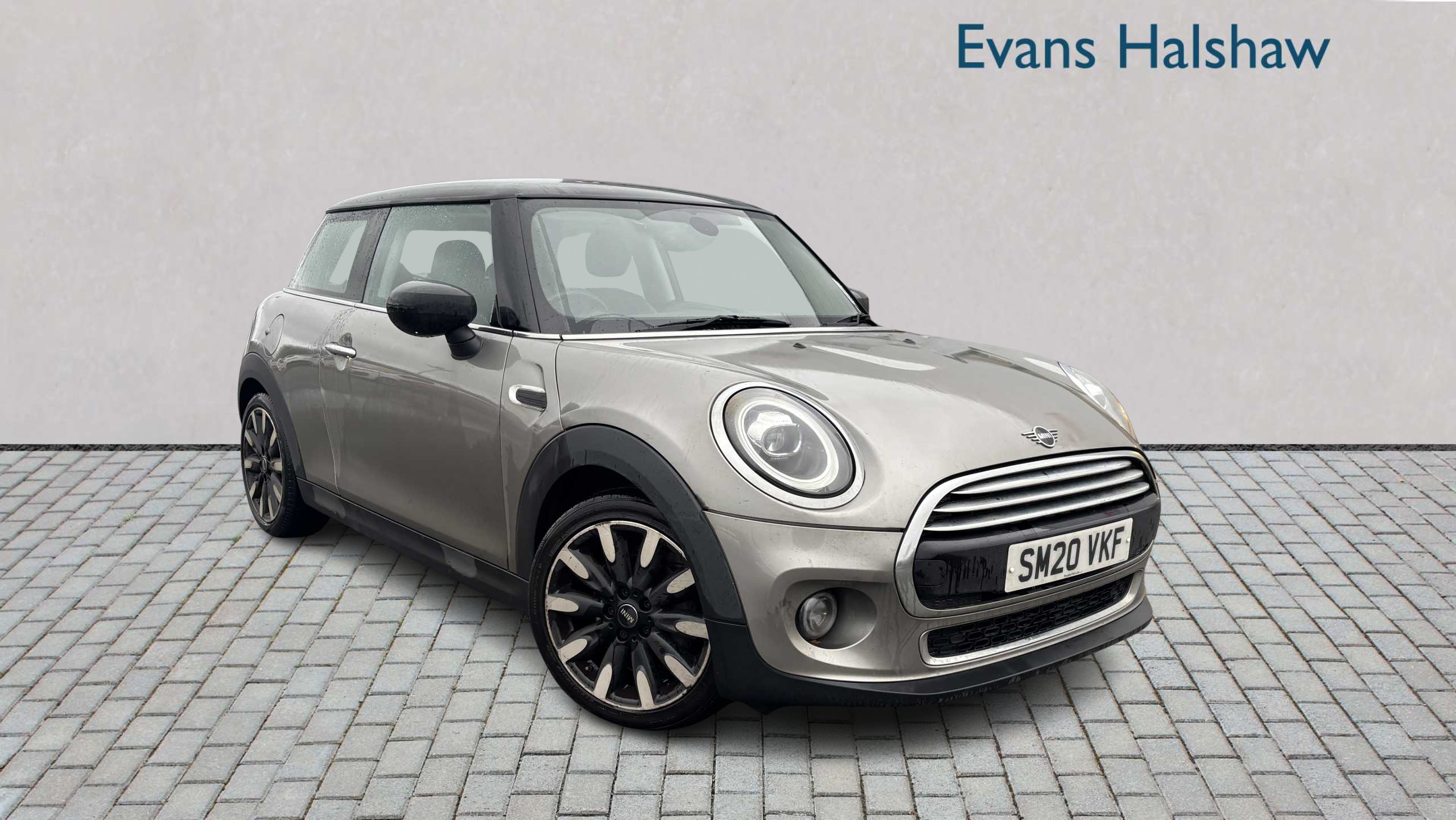 Main listing image - MINI Hatchback