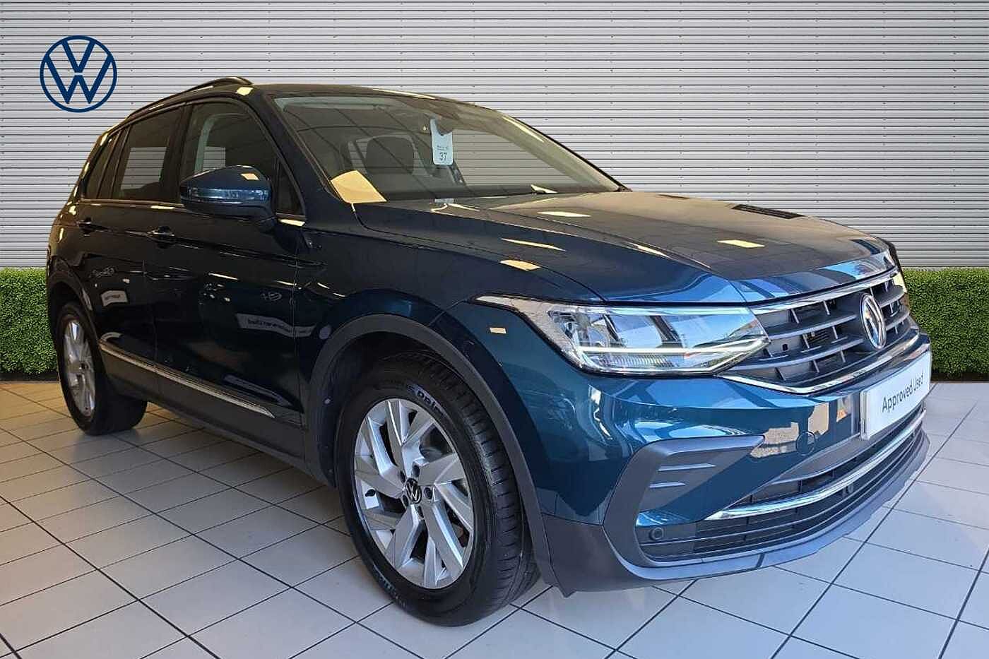 Main listing image - Volkswagen Tiguan