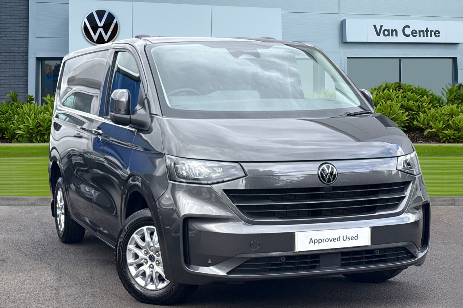 Main listing image - Volkswagen Transporter