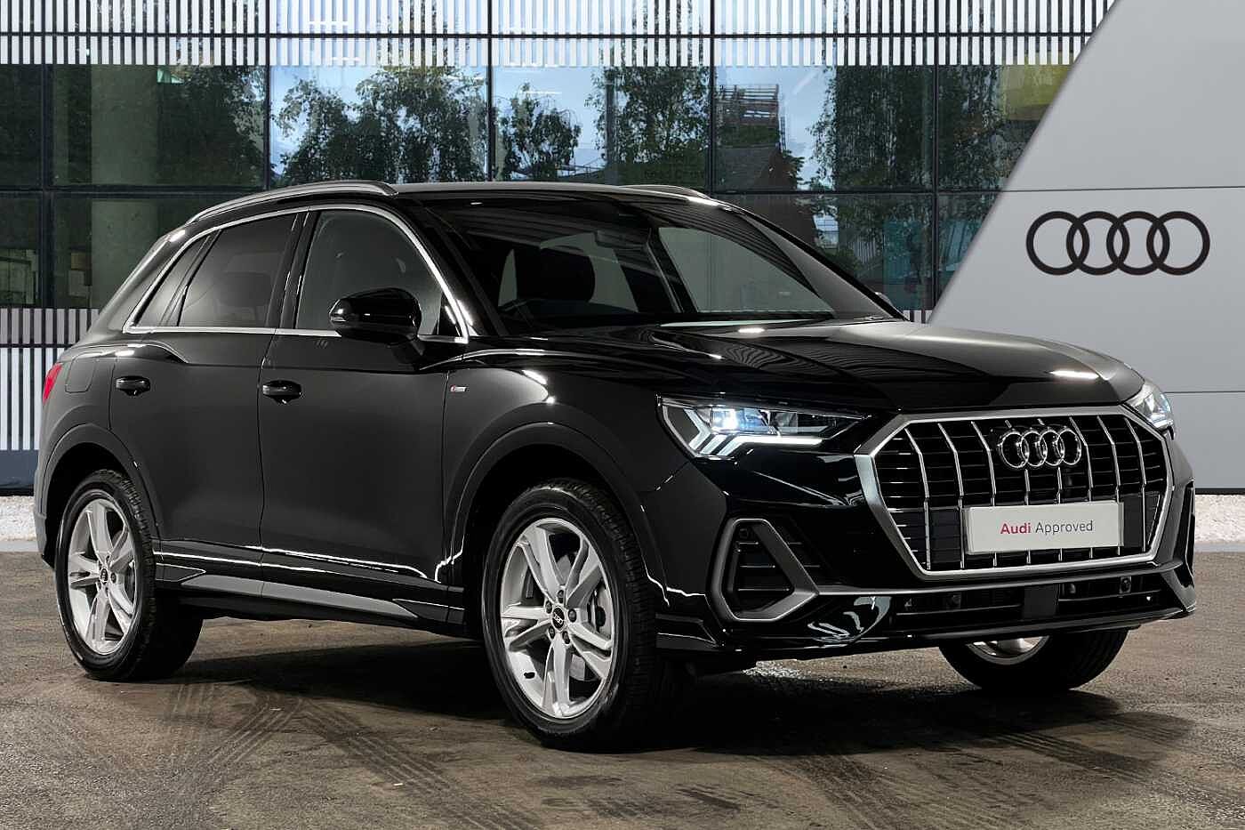 Main listing image - Audi Q3