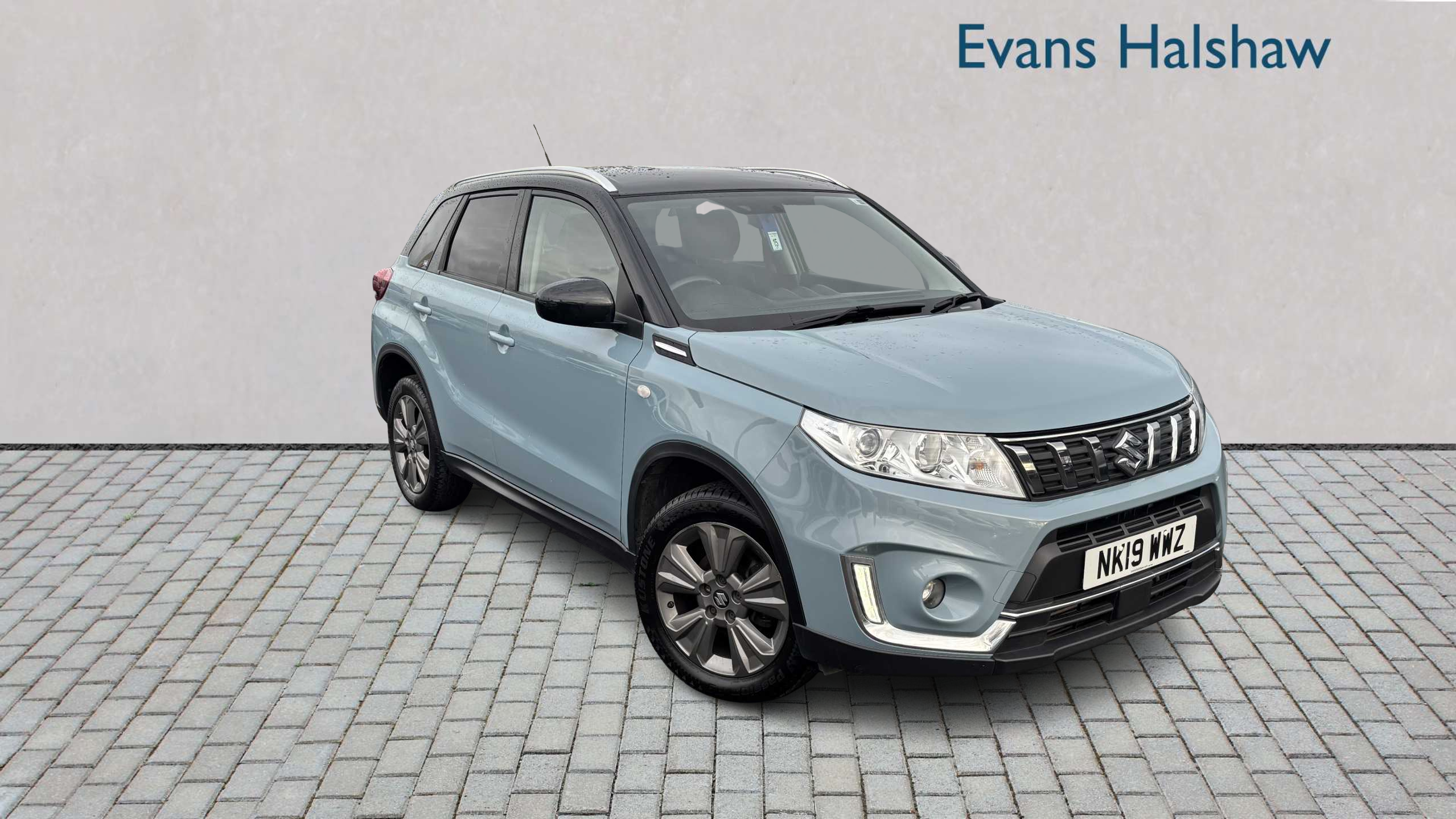 Main listing image - Suzuki Vitara