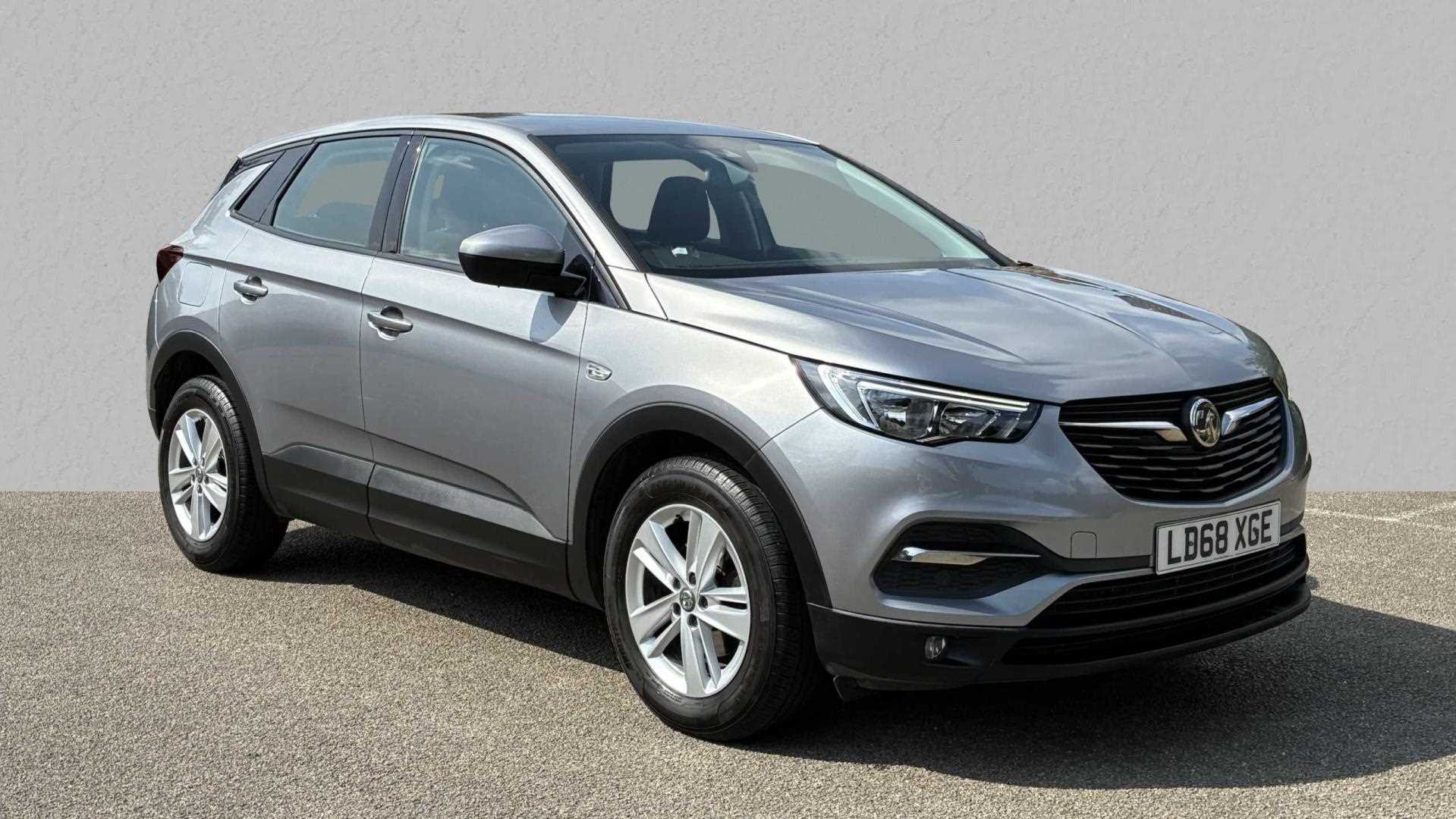 Main listing image - Vauxhall Grandland X