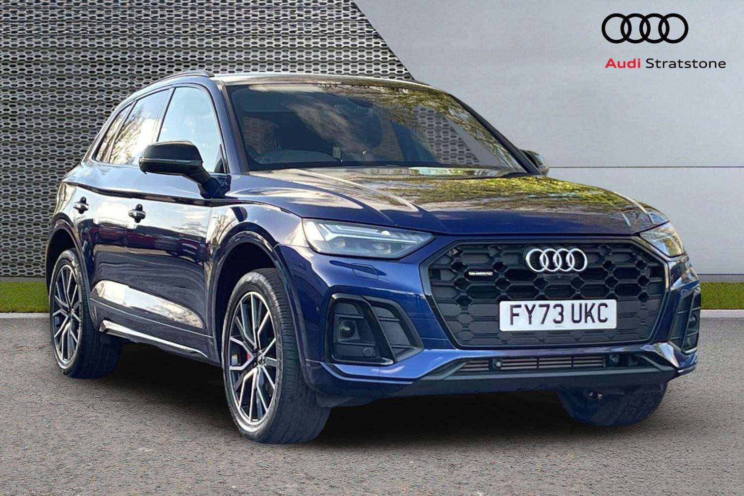 Main listing image - Audi Q5