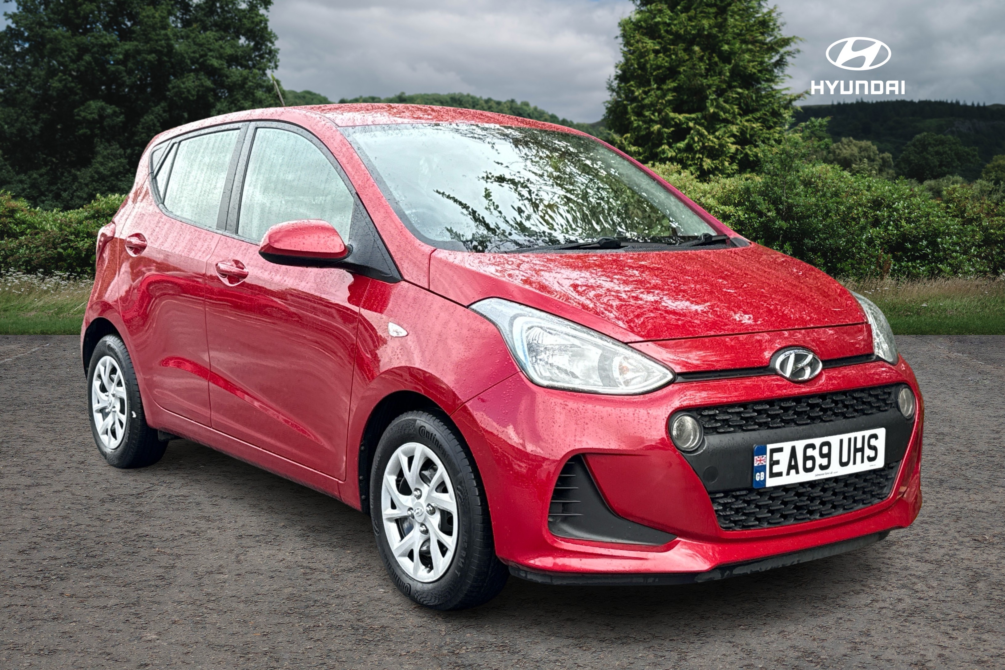 Main listing image - Hyundai i10