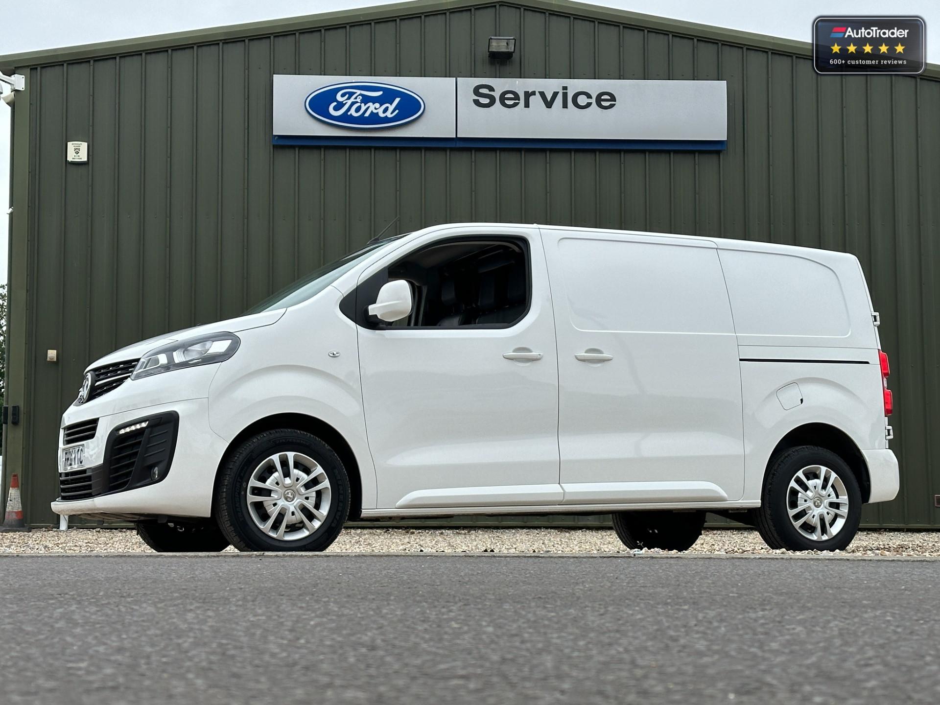 Main listing image - Vauxhall Vivaro