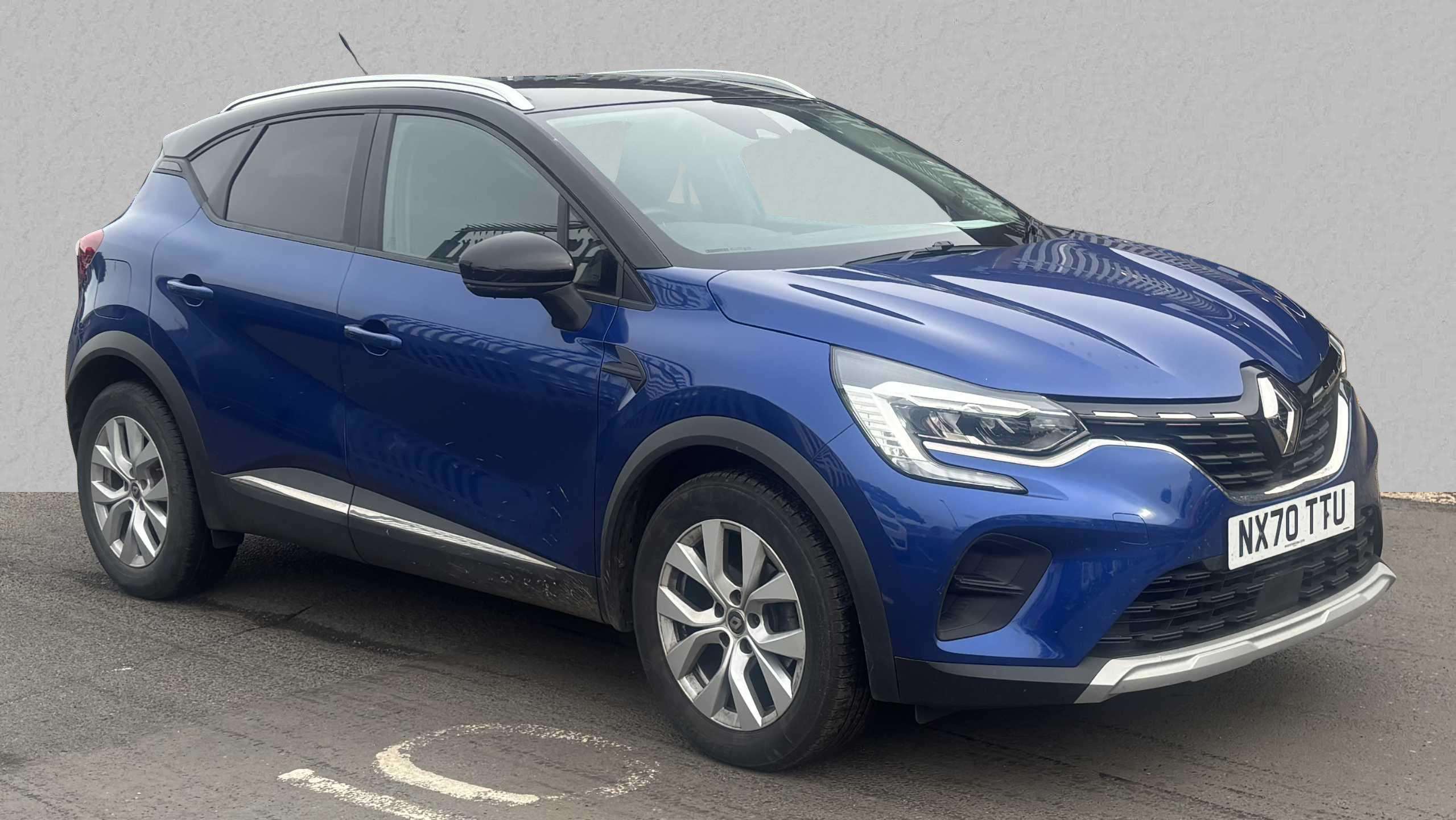 Main listing image - Renault Captur